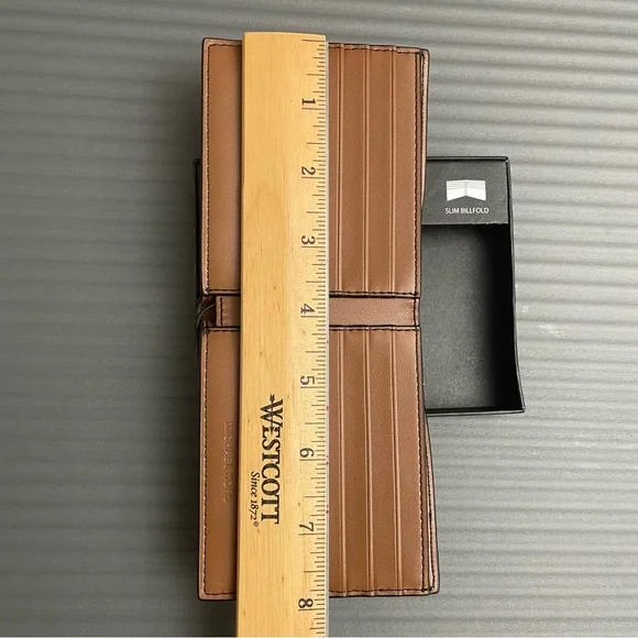 Michael Kors Andy Men’s Slim Billfold Wallet Brown NIB 6 Card Slots Luxury Gift